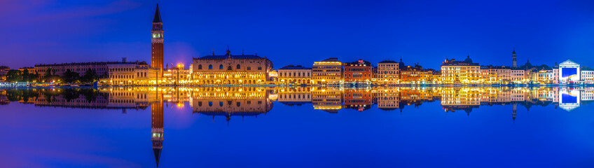 Sticker - Beautiful panorama of Venice with reflection at night. Italy 