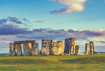 Canvas Print - Stonehenge during an summer sunset