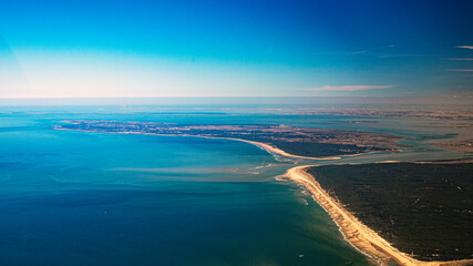 oleron island aerial view in atlantic ocean ile d'oléron dans l'océan atlantique vue du ciel et d'avion