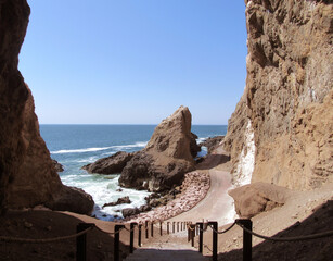 Cuevas de Anzota - Arica. 
Chile