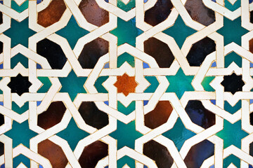 Canvas Print - Mosaico árabe. Azulejos de Al Andalus. Azulejo de Sevilla. Azulejos árabes de España. Alcázar de Sevilla 