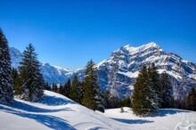  Beautiful Winter Landscape With Big Snow Mountains. Very Good Skiing Area. Enjoy The Winter. Above Mollis With A View Of The Glarus Mountains.