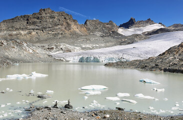 Sticker - Glacier du Grand Mean and lake above the cirque des Evettes in vanoise national park, France