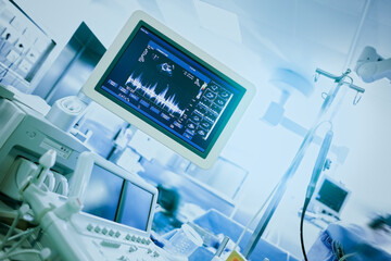 Canvas Print - Ultrasonic diagnostic device during emergency surgery in the operating room