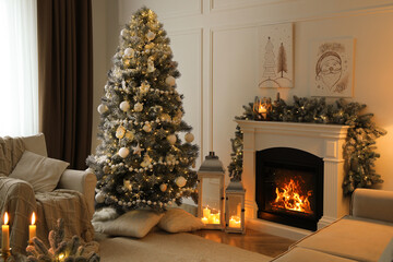 Canvas Print - Fireplace in beautiful living room decorated for Christmas