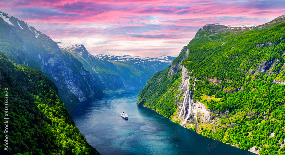Panorama of breathtaking view of Sunnylvsfjorden fjord and famous Seven Sisters waterfalls, near Geiranger village in western Norway. Landscape photography - obrazy, fototapety, plakaty 