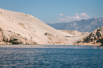 sea and mountains