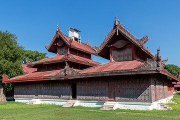 Canvas Print - Pavillons du palais royal à Mandalay, Myanmar