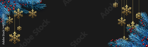 Obraz na plátně Blue spruce branches holly berries golden snowflakes.