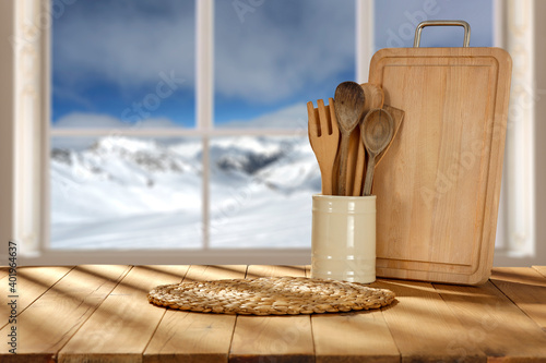 Obraz na plátně Desk of free space and winter window