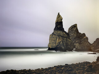 Canvas Print - Ursa rock by night