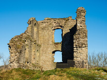 Ruins Of Medieval 11th Century Clun Castle In England, UK, Built By William The Conqueror And View Over Shropshire Hills