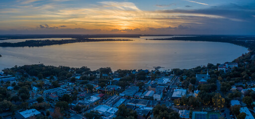 Wall Mural - Mount Dora Aerial Sunset