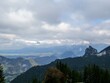 Panoramablock über die bayerischen Alpen in der Nähe der kleinen Städte Pfronten und Füssen im Allgäu in Deutschland