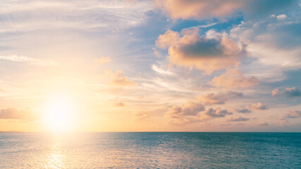 Wall Mural - sunset sky over the sea