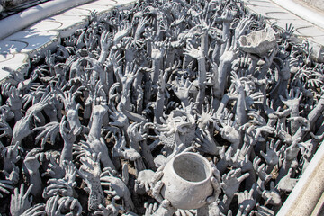 Canvas Print - Enfer du temple blanc ou Wat Rong Khun à Chiang Rai, Thaïlande