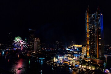 Canvas Print - city skyline at night