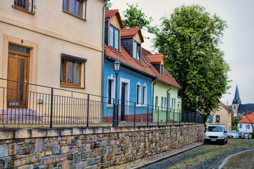 Fototapete - bernburg, deutschland - einfamilienhäuser in der altstadt