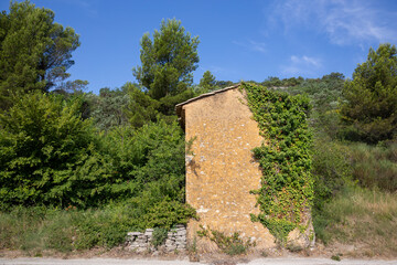 Wall Mural - Small 'Cabanon' or stone cabin located in Provence, South of France