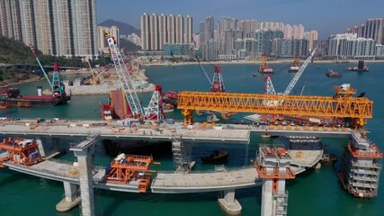 Canvas Print - Cross harbor bridge under construction