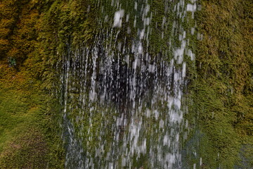 Sticker - bunter Wasserfall Dreimühlen bei Nohn in der Eifel während des Winters