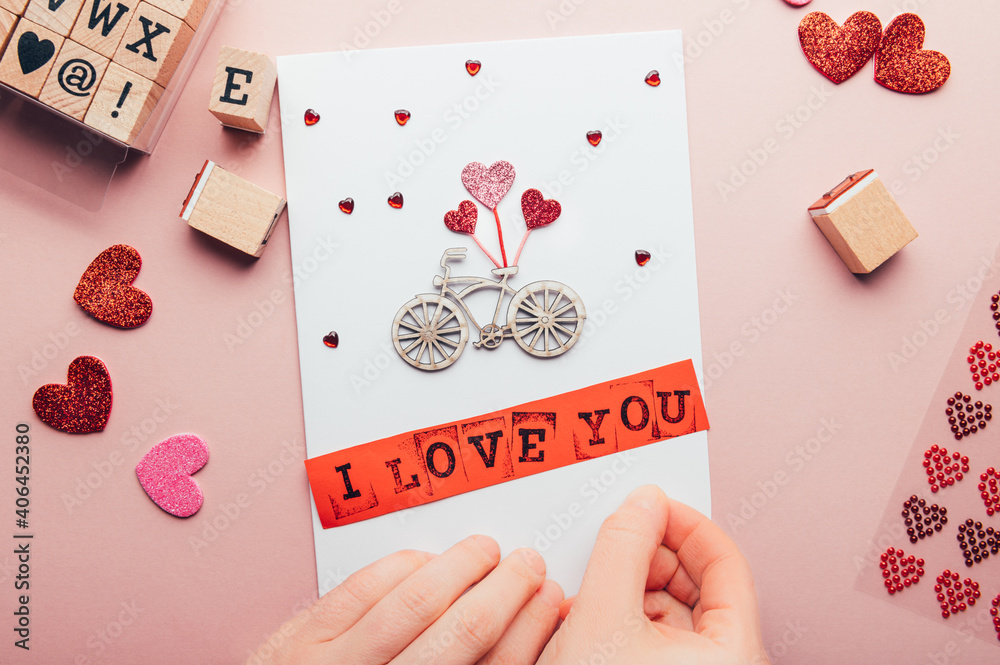 Fototapete Diy Ideas And Step By Step Instructions For Making Valentines Card With Words I Love You How To Make Handmade Card For Beginners Manuta