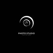 © Niestart Creation - Photography logotype. Minimalist photography logo concept, fit for lens store, photo studio and camera business. Illustration vector logo.