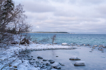 Sticker - sea in winter