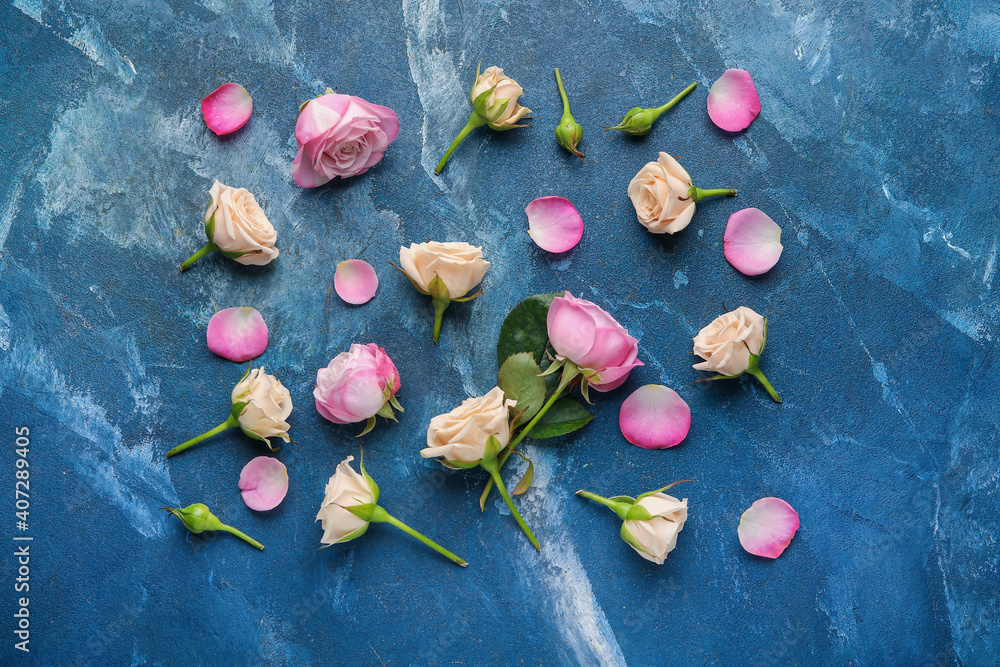Beautiful roses on grunge background