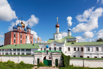 Wall Mural - View of the Assumption Cathedral and the temples of the Ryazan Kremlin. Ryazan, Russia