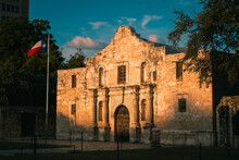 The Alamo In San Antonio Texas During Golden Sunset. Historic Texas Mission And Battle Site In The Texas Revolution Against Mexico