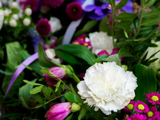 Wall Mural - Close up view of a beautiful and colorful bouquet of assorted flowers