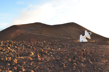 Poster - Satellite Dish on Mauna Kea, Hawaii.