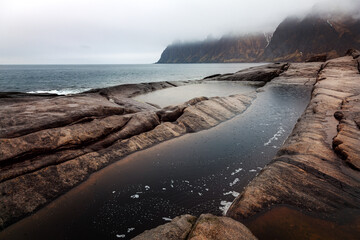 Wall Mural - Aussicht am Ersfjord auf Senja in Norwegen bei Regen