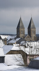 Poster - Belgique Wallonie Gaume Ardenne Habay neige hiver immobilier toit eglise religion