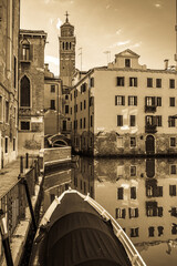 Wall Mural - historic buildings in Venice - Italy