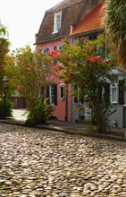 USA, South Carolina, Charleston, Old Cobblestone Street