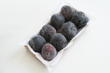 Fresh figs in cardboard box, São Paulo, Brazil