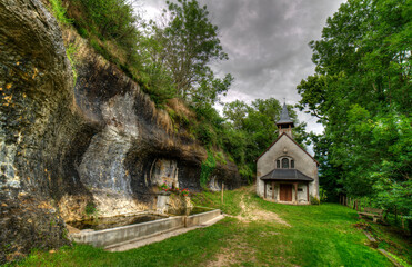 Poster - Chapelle et fontaine de l'Adoue à Vieu, France