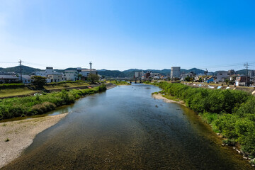 Canvas Print - 岐阜県多治見市 記念橋から眺める土岐川と多治見の街並み