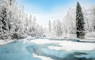 Aufkleber - Beautiful winter river and forest