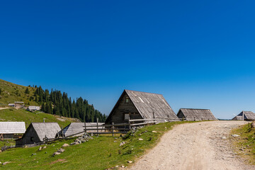 Wall Mural - house in the mountains