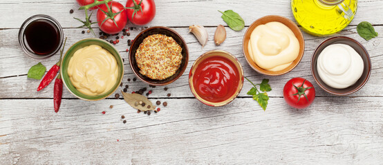 Canvas Print - Set of various sauces. Popular sauces in bowls