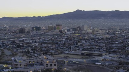 Wall Mural - El Paso, Texas skyline time lapse at dusk