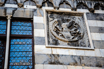 Genoa Italy is a city full of wonderful architecture and historic palaces.These contrast with the narrow alleys in the old city. Statues and churches  are everywhere. It is a city that needs exploring