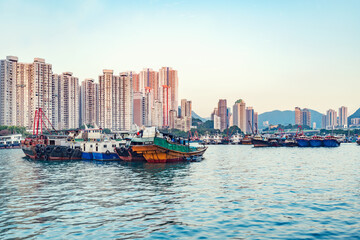 Wall Mural - Evening view of the harbor in Aberdeen Bay. Aberdeen.