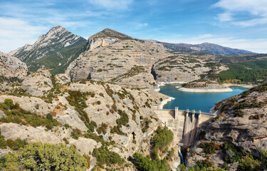 Canvas Print - Vadiello reservoir in Guara Natural Park, Huesca, Spain