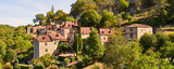 Fototapeta Boho - Panoramique bas village de Saint-Cirq-Lapopie (46330), département du Lot en région Occitanie, France
