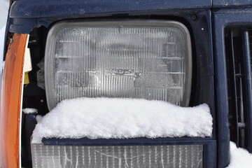 Sticker - Snow on a Headlight