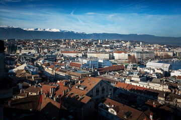 Canvas Print - Aerial view of Geneva with Alps Mountains on background - Geneva, Switzerland